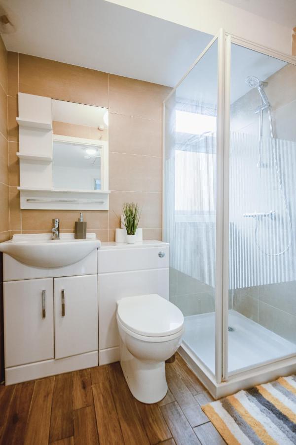 City Centre-Free Parking-2Mins From Station Кэнтербари Экстерьер фото